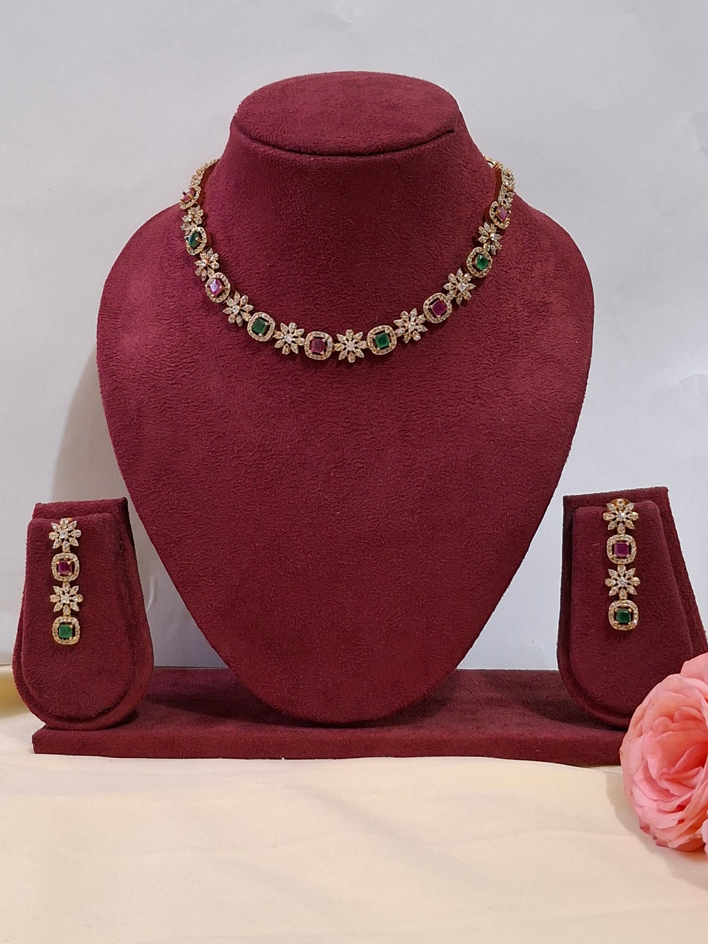 Dual-Tone Sparkle Floral Stone Necklace Set