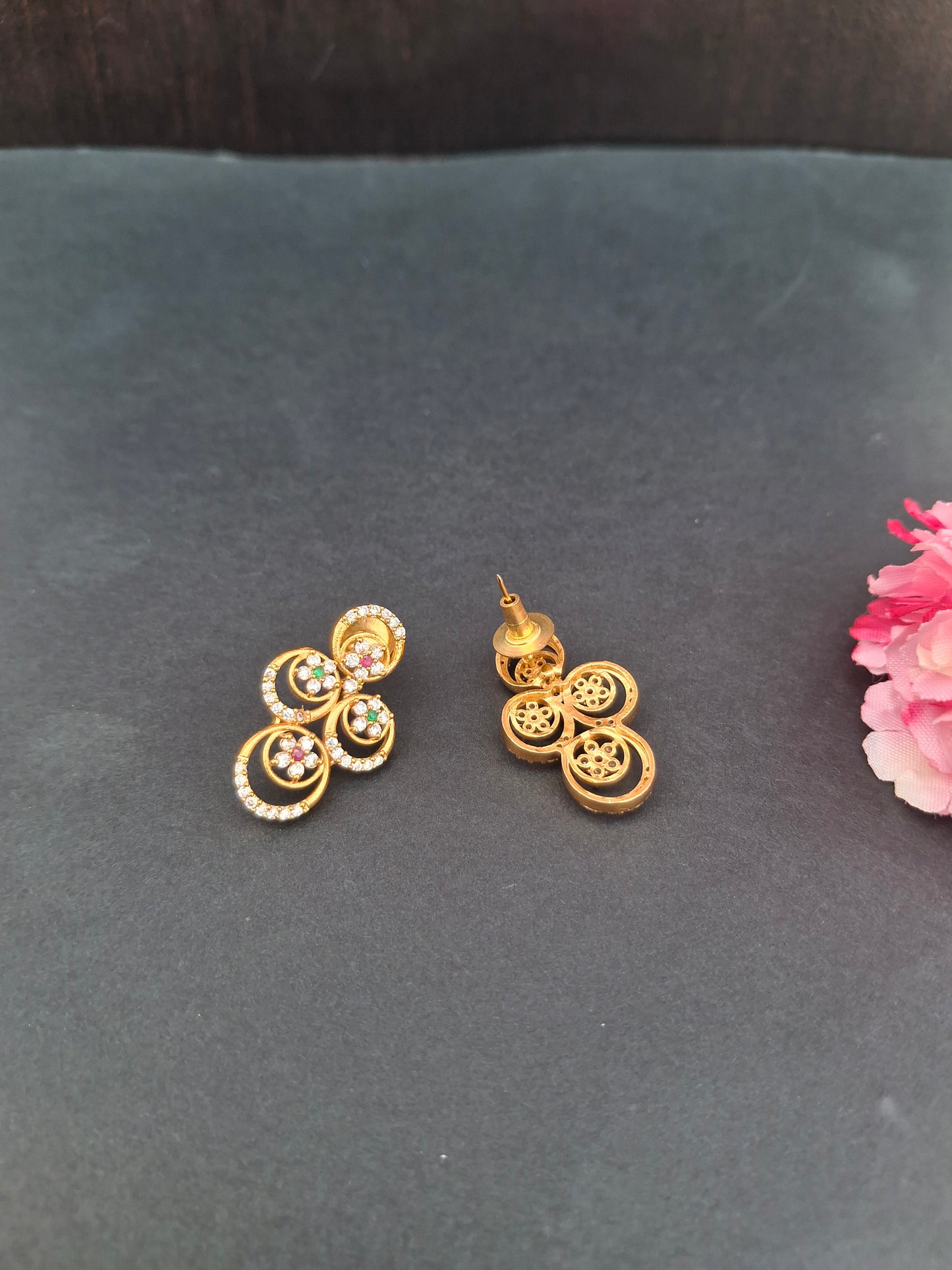 Classic Round Motif Gold-Plated AD Necklace Set with Floral Earrings