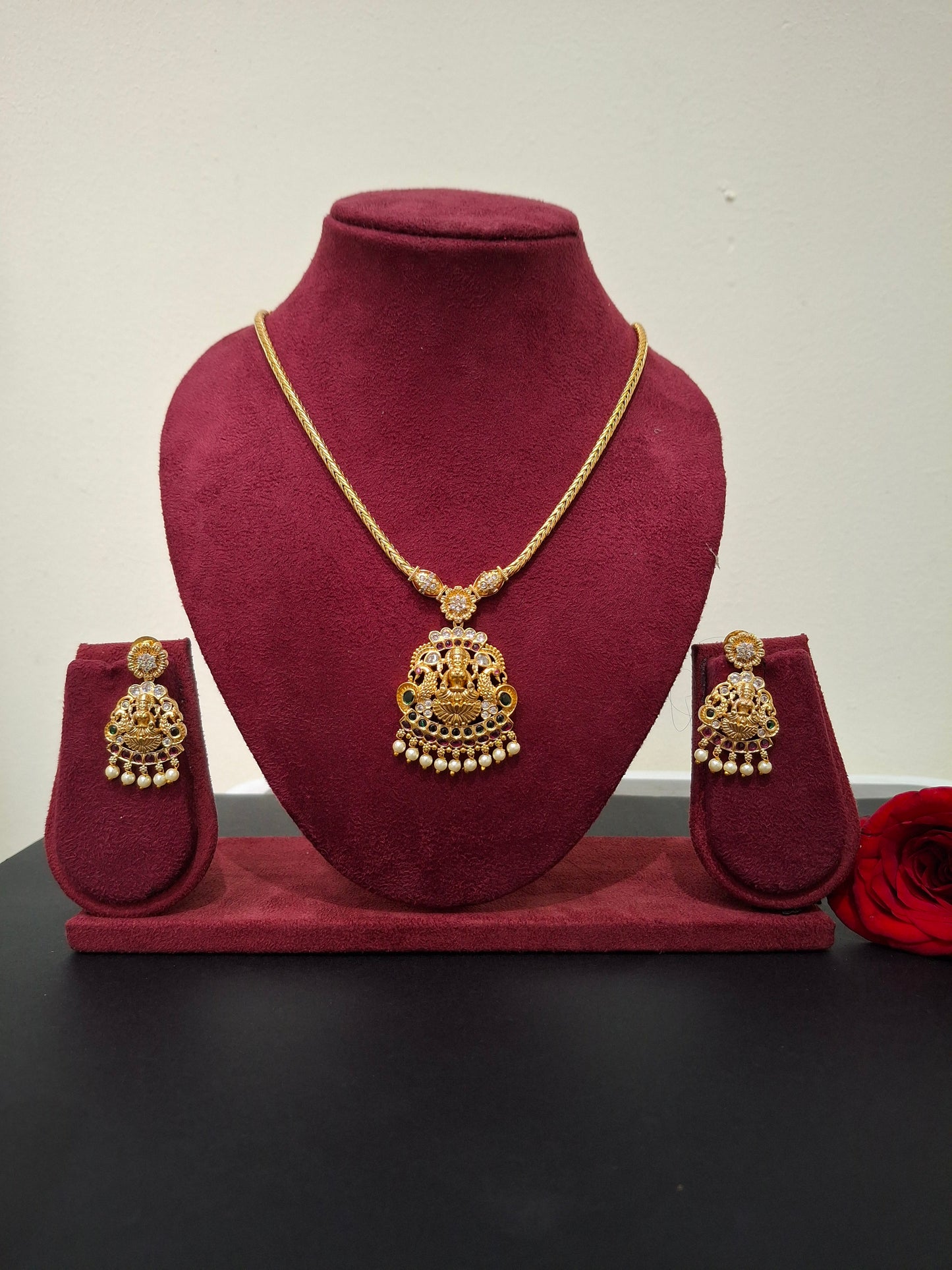 Lakshmi Devi Temple Pendant Necklace Set