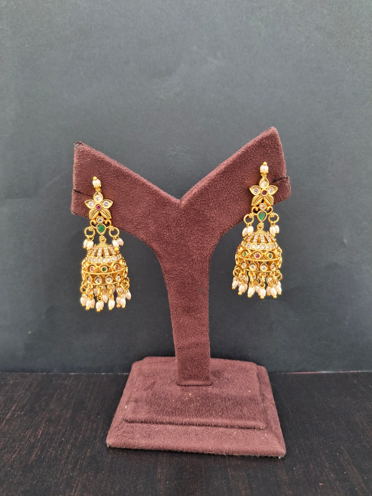 Elegant Floral and Leaf Design AD Necklace Set with Jhumkas