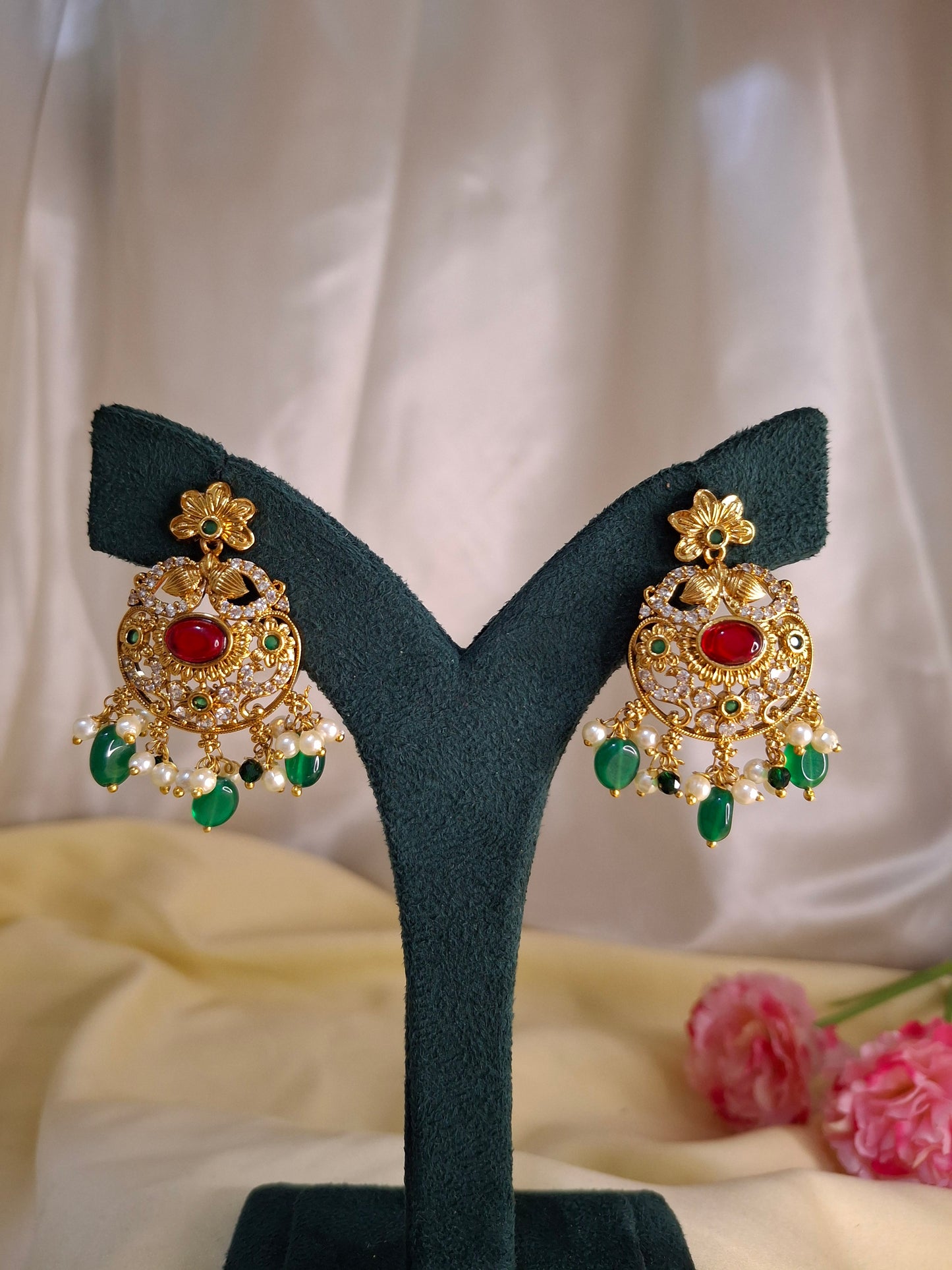 Antique Gold-Plated Traditional Necklace Set with Pearl and Green Bead Drops