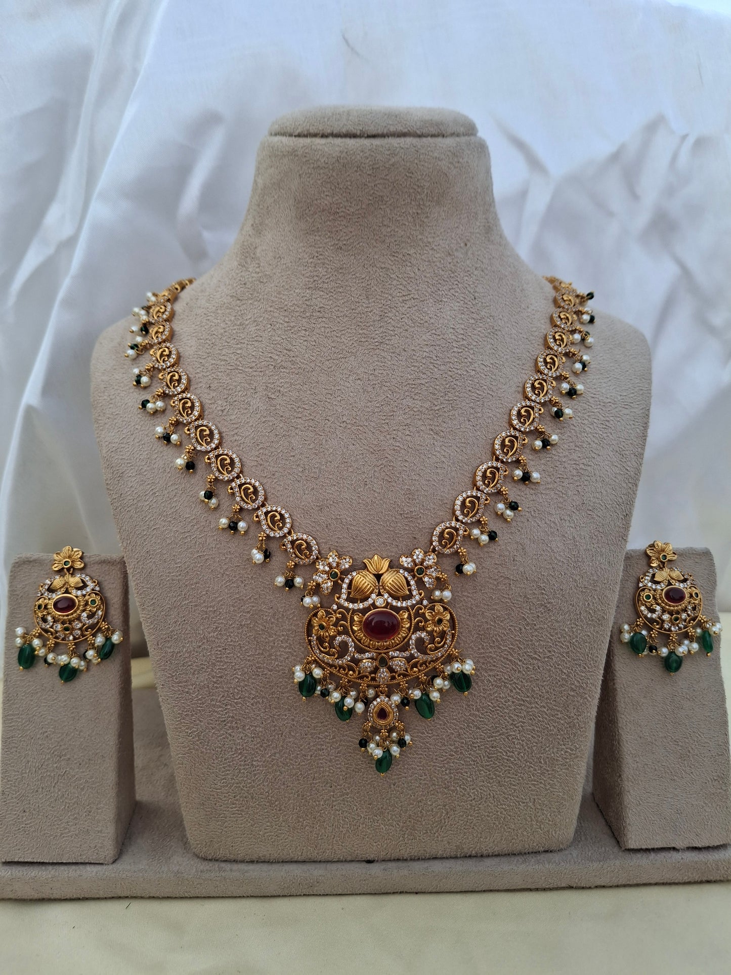 Antique Gold-Plated Traditional Necklace Set with Pearl and Green Bead Drops