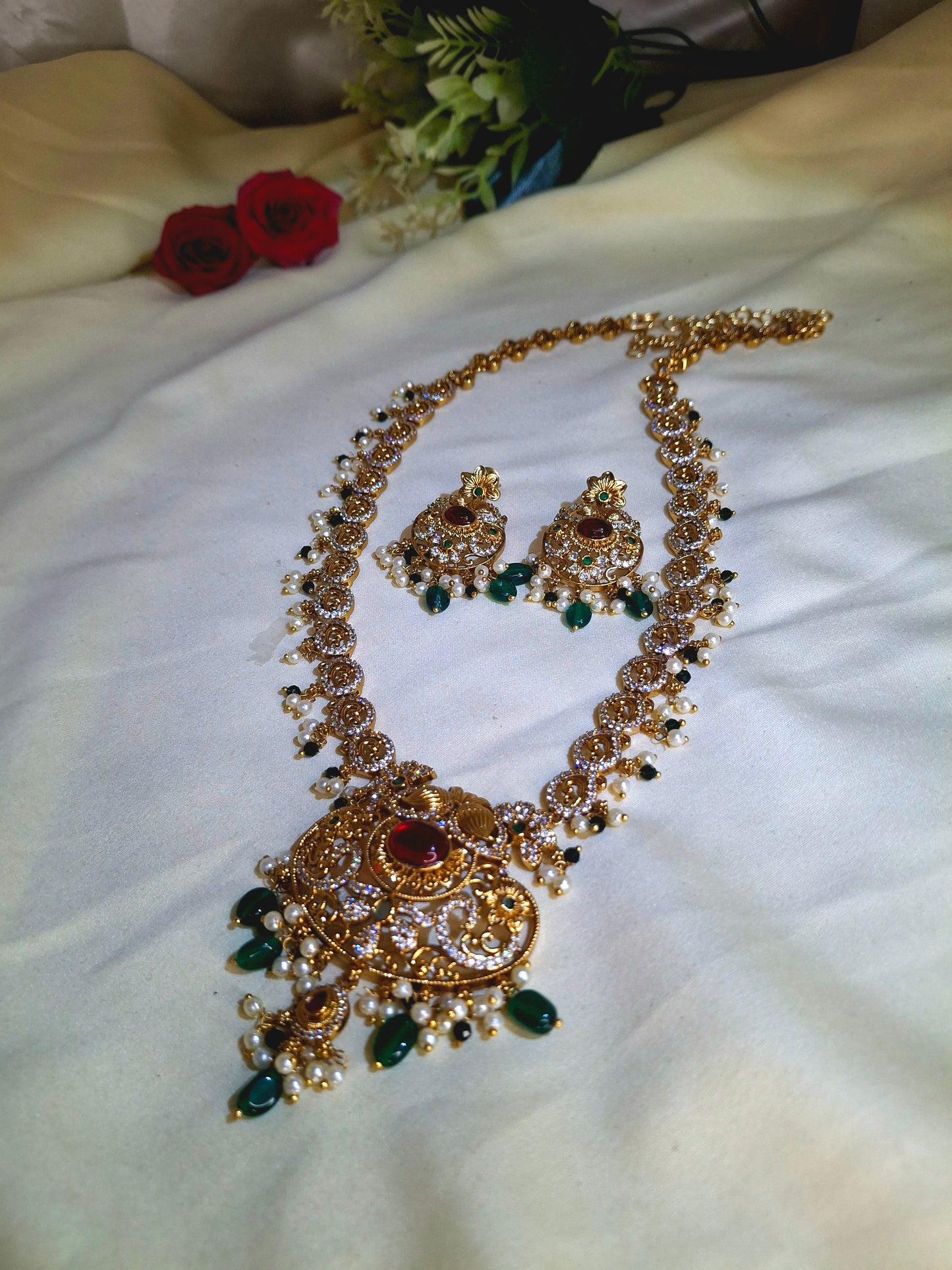 Antique Gold-Plated Traditional Necklace Set with Pearl and Green Bead Drops