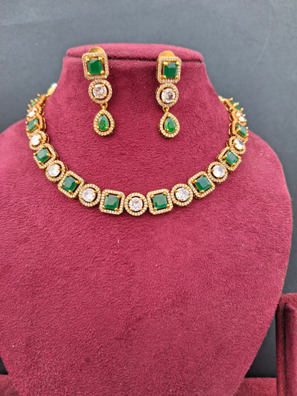 Elegant Green and White Kundan Necklace Set