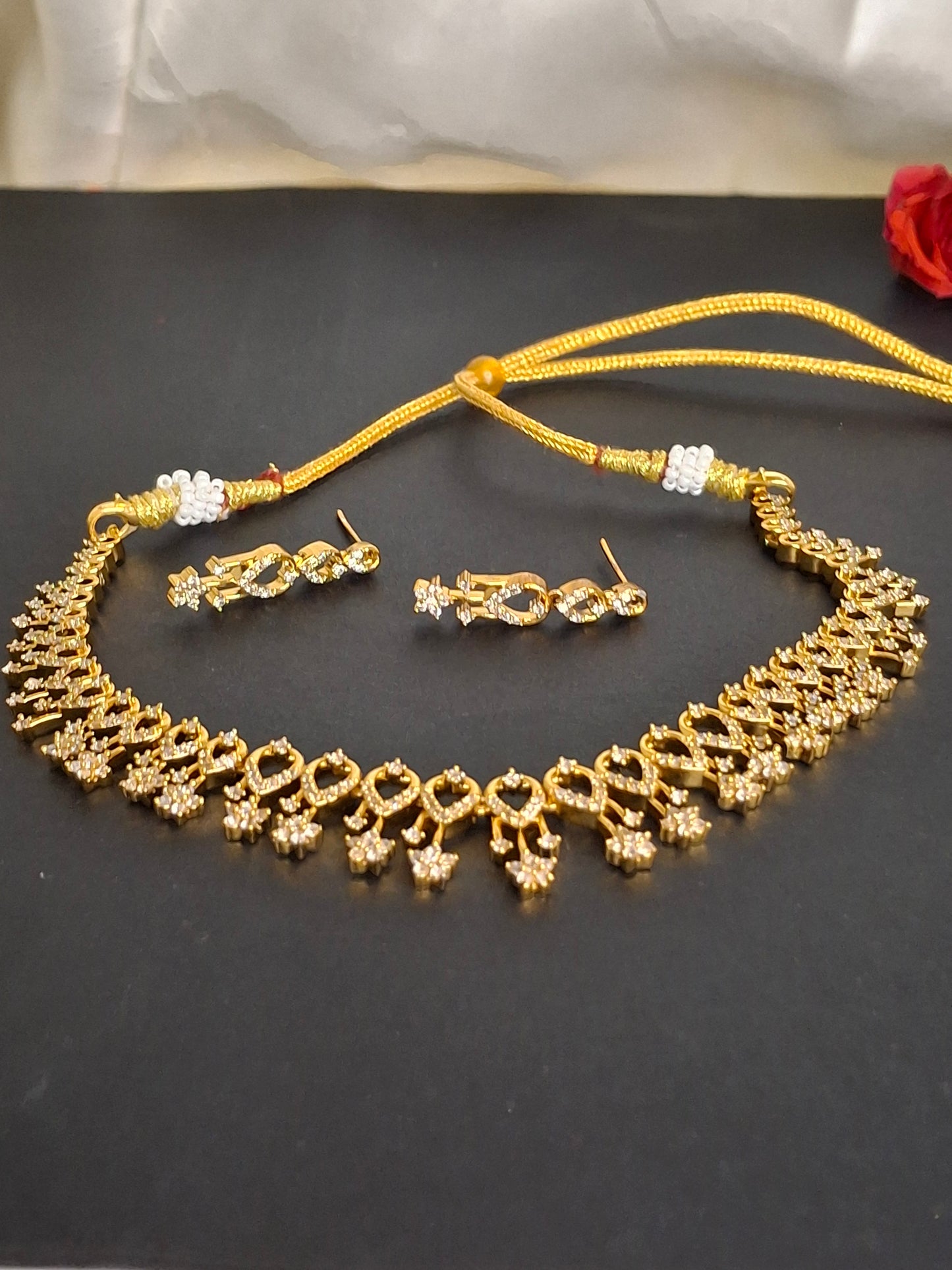 White AD Star-Shaped Necklace Set