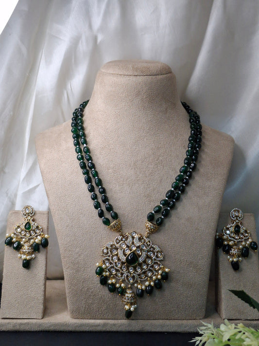 Emerald Green Beaded Necklace Set with Antique Kundan Pendant