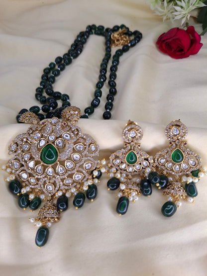 Emerald Green Beaded Necklace Set with Antique Kundan Pendant
