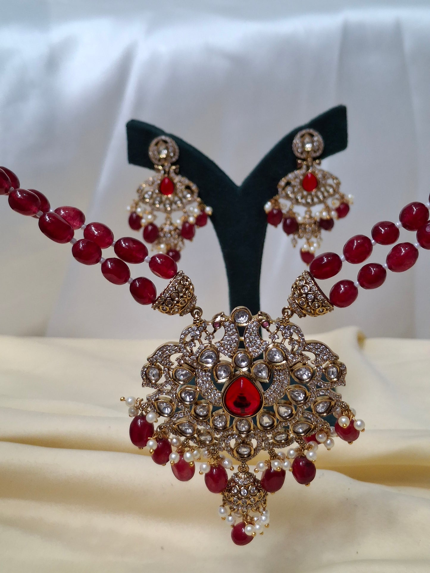 C13 Red Beaded Double-Strand Necklace Set with Kundan Pendant