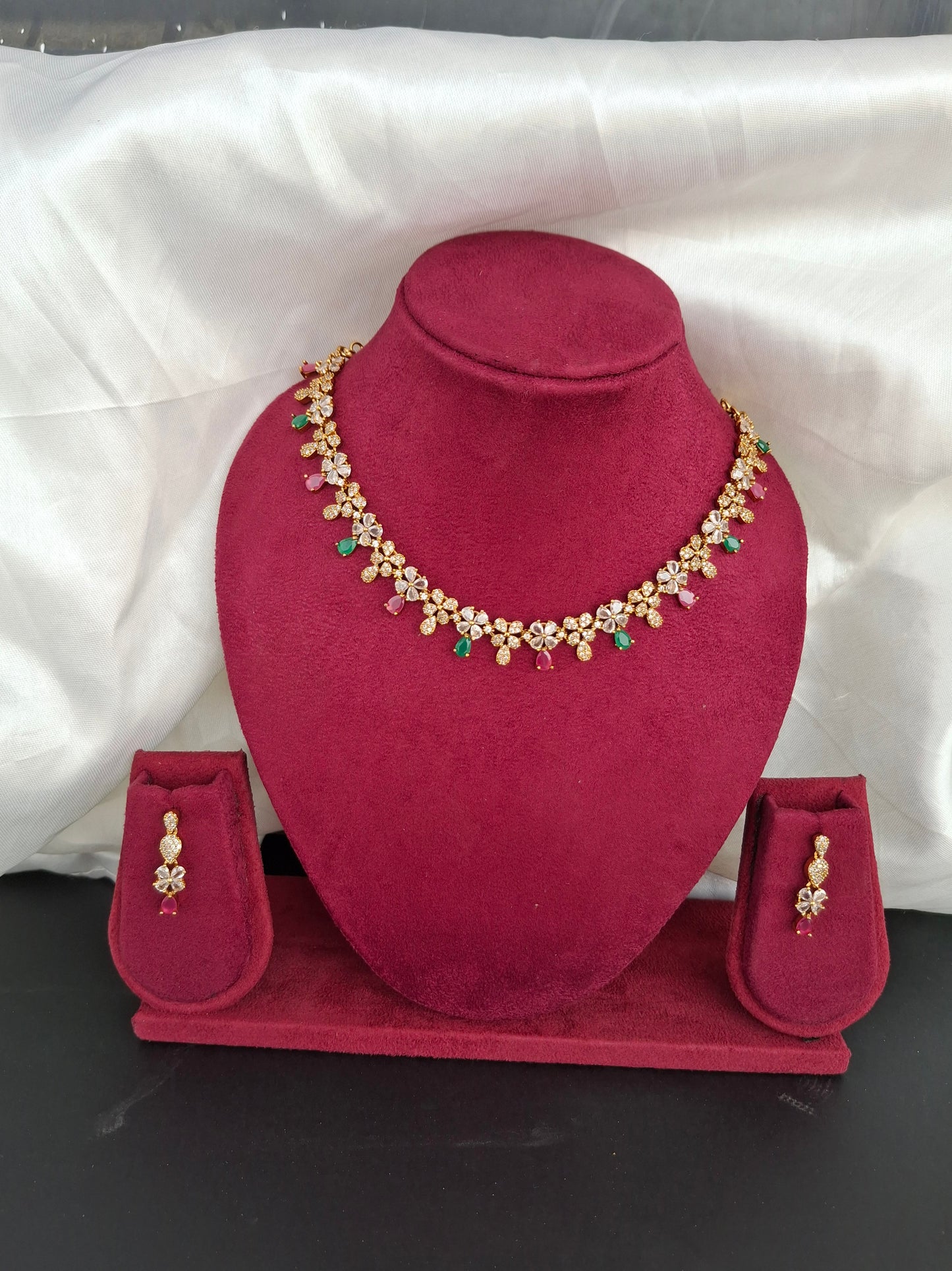 Blossom Radiance Necklace Set