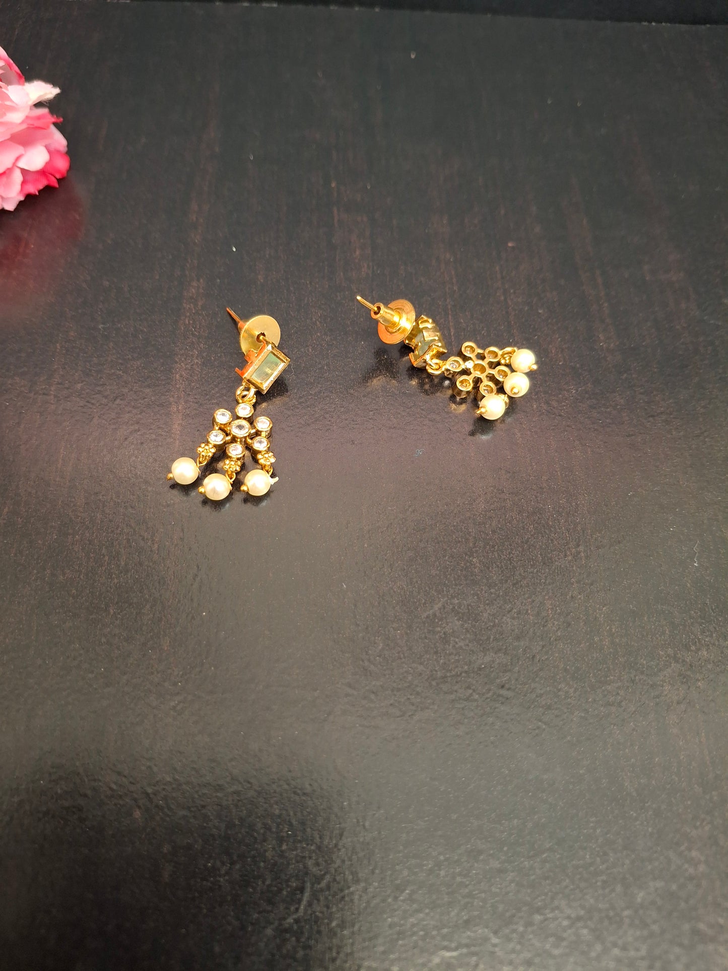 Classic Gold-Toned Kundan & Pearl Drop Necklace Set